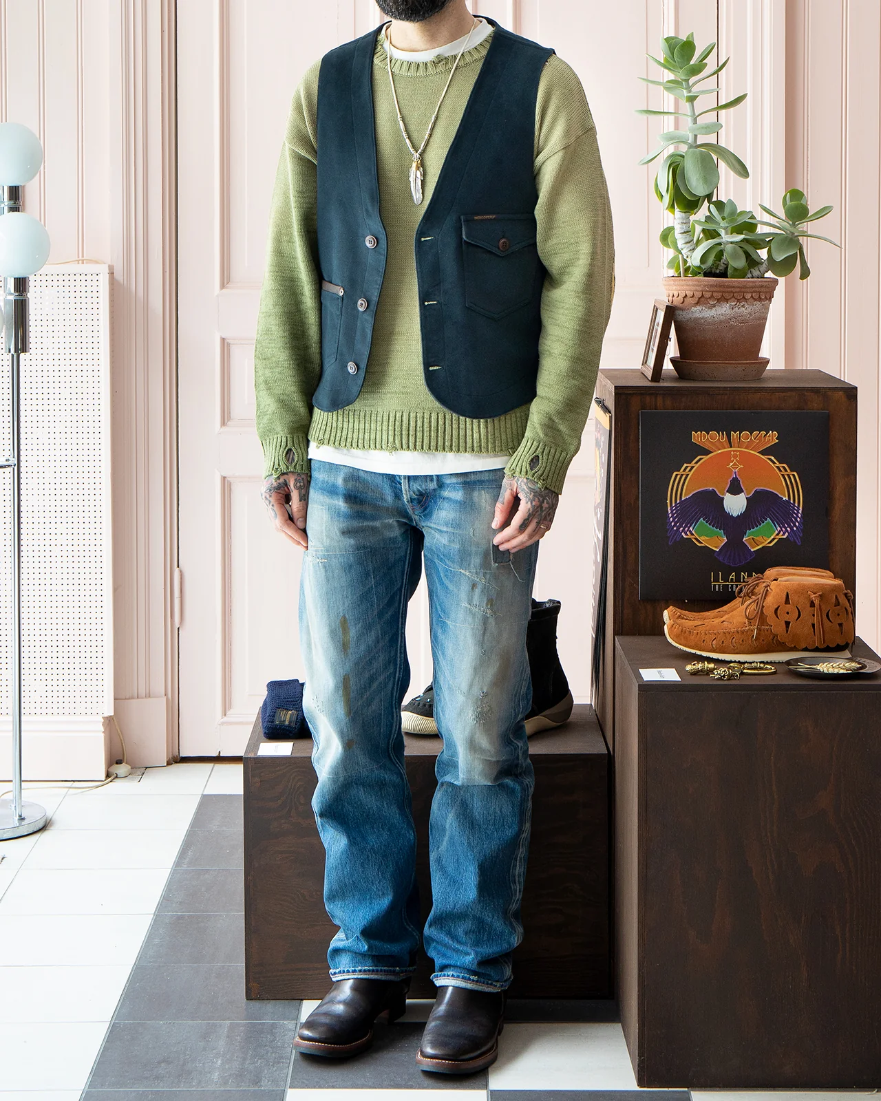 Indigofera Harrison Vest, Moleskin, Gunmetal - Image 2