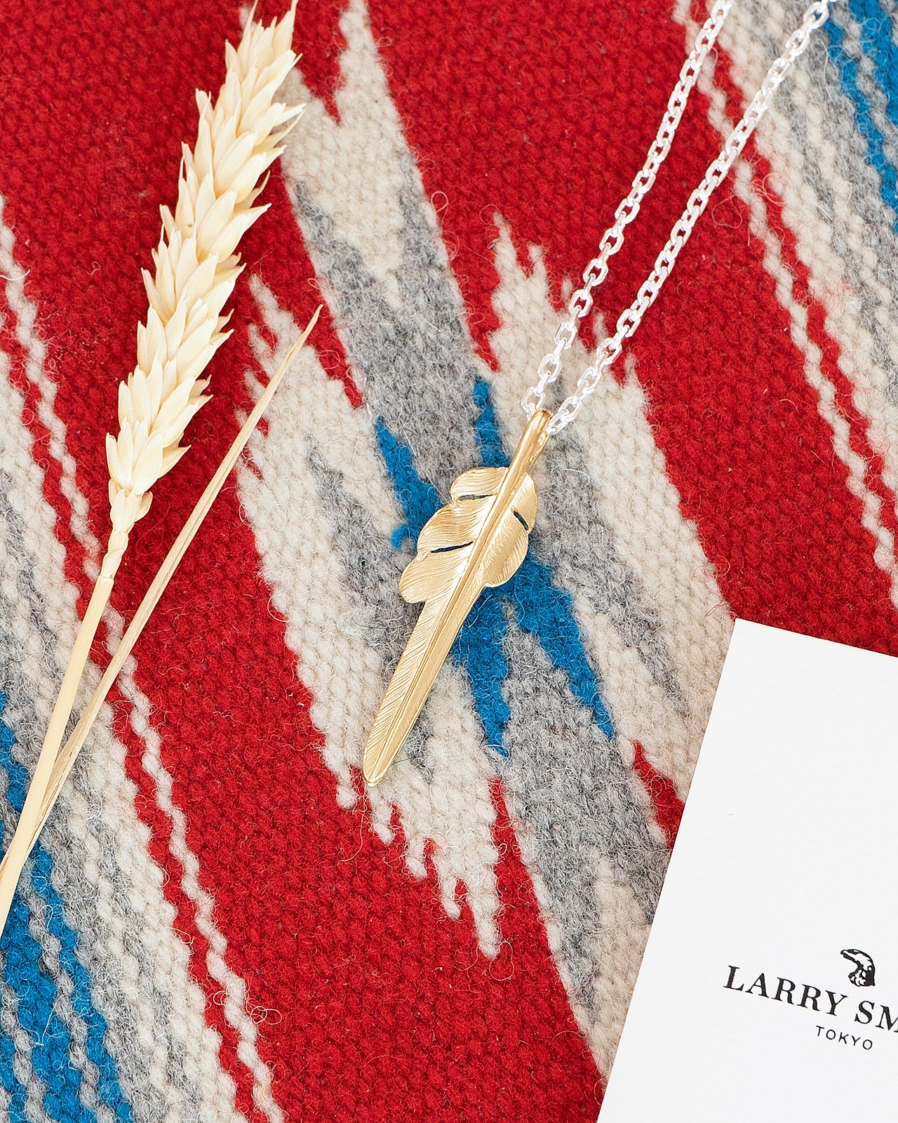 Larry Smith 18K Gold Kazekiri Feather, Medium (Right) - Image 4