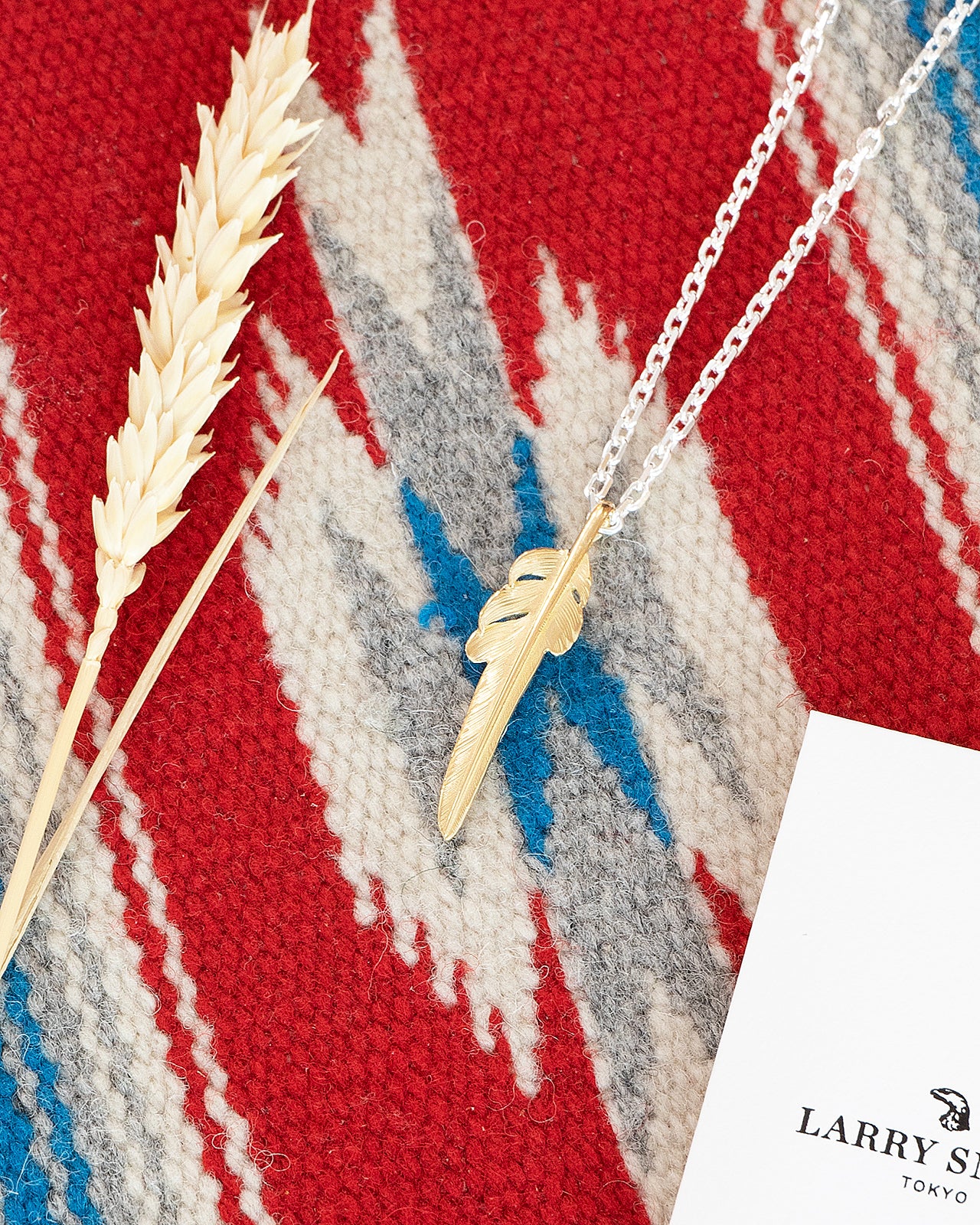 Larry Smith 18K Gold Kazekiri Feather, Small (Right) - Image 4