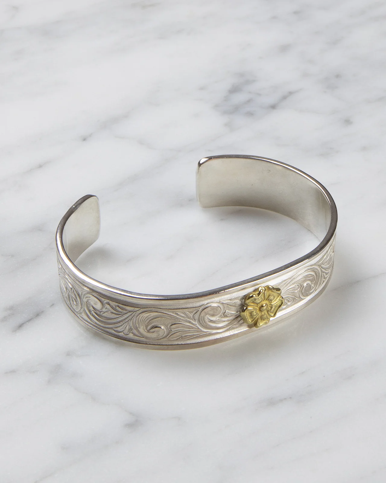Larry Smith Karakusa Rose Bracelet No. 210 - Image 2