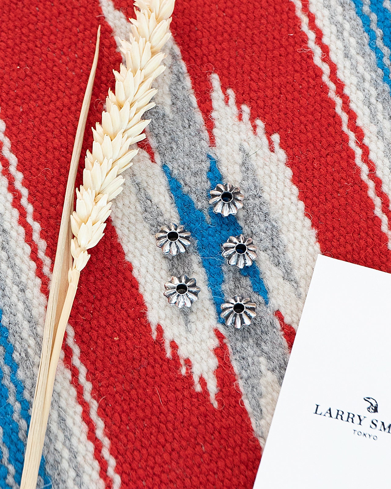 Larry Smith, Silver Shell Concha Bead, XS - Image 2